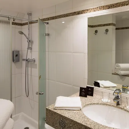 Hotel Victor Hugo Kléber 4*