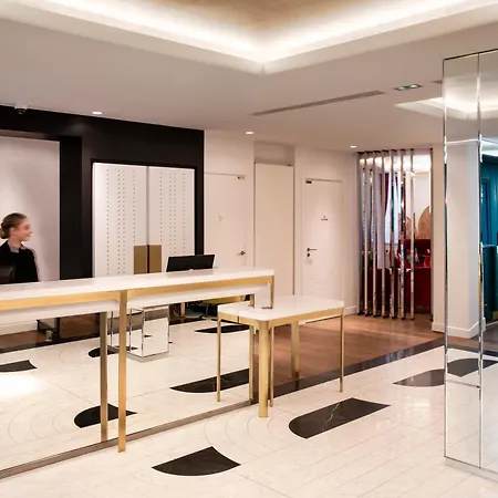 Отель Victor Hugo Kleber