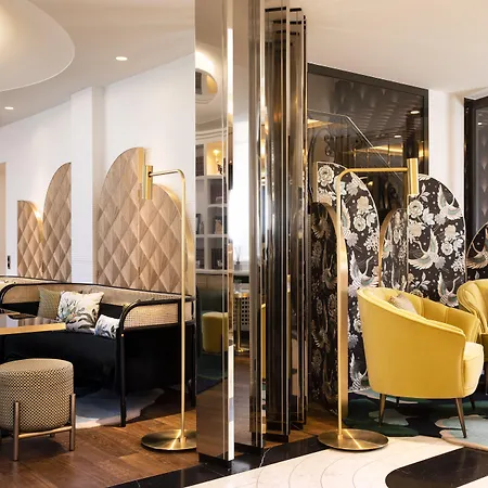 Victor Hugo Kléber 4* Paris