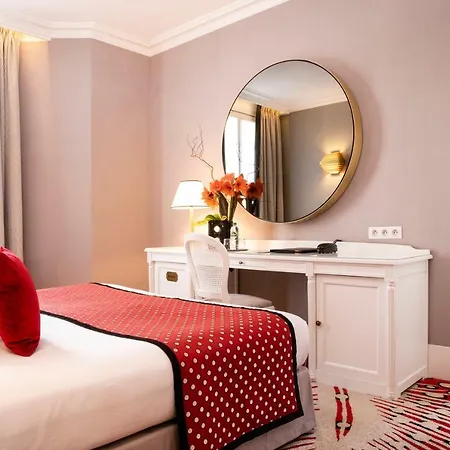 Victor Hugo Kléber Hotel