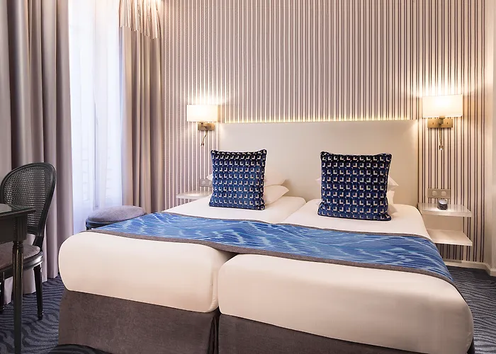 Victor Hugo Kleber Hotel 4*