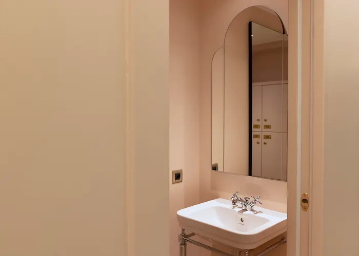 Hotel Victor Hugo Kleber 4*