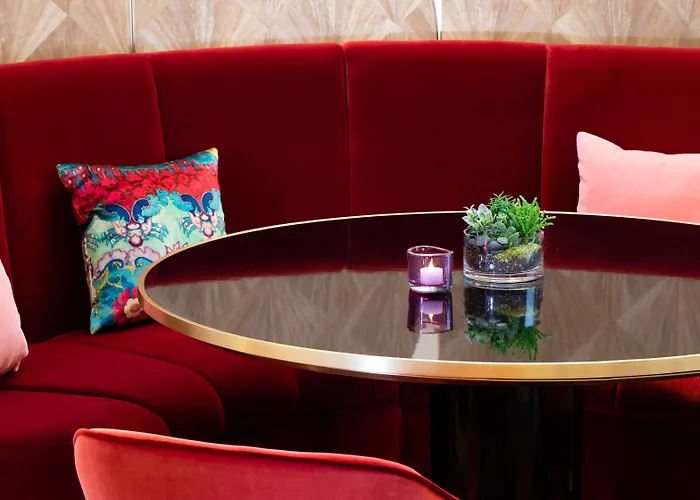 Hotel Victor Hugo Kleber 4*