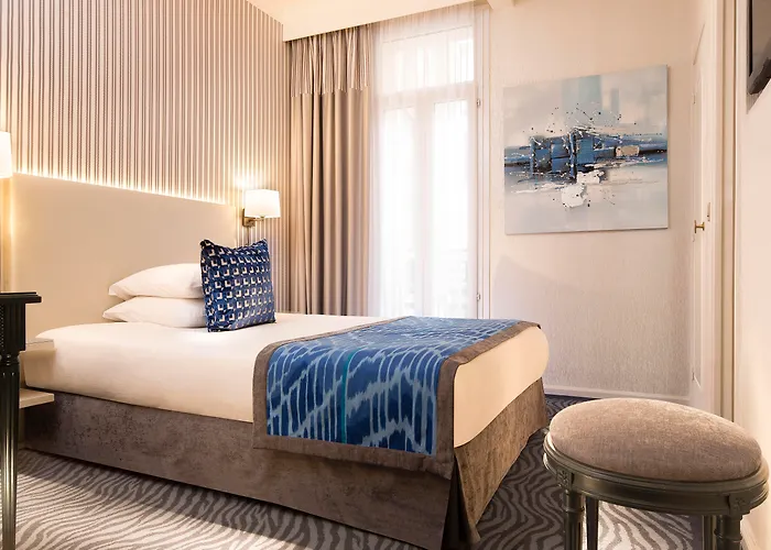 Victor Hugo Kleber 4* Paříž