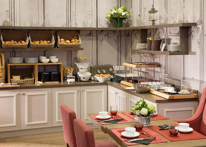 Victor Hugo Kleber Hotel