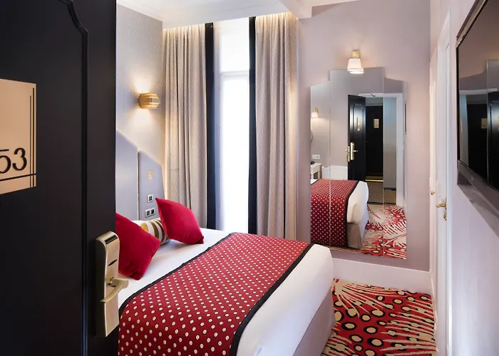 Victor Hugo Kleber 4* Paris