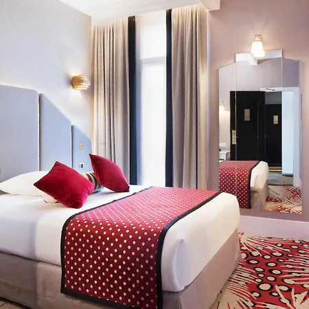 Hotel Victor Hugo Kléber 4*